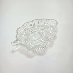 Vintage Depression Glass Trinket Dish Like New Leaf Shaped Ridged Pattern
